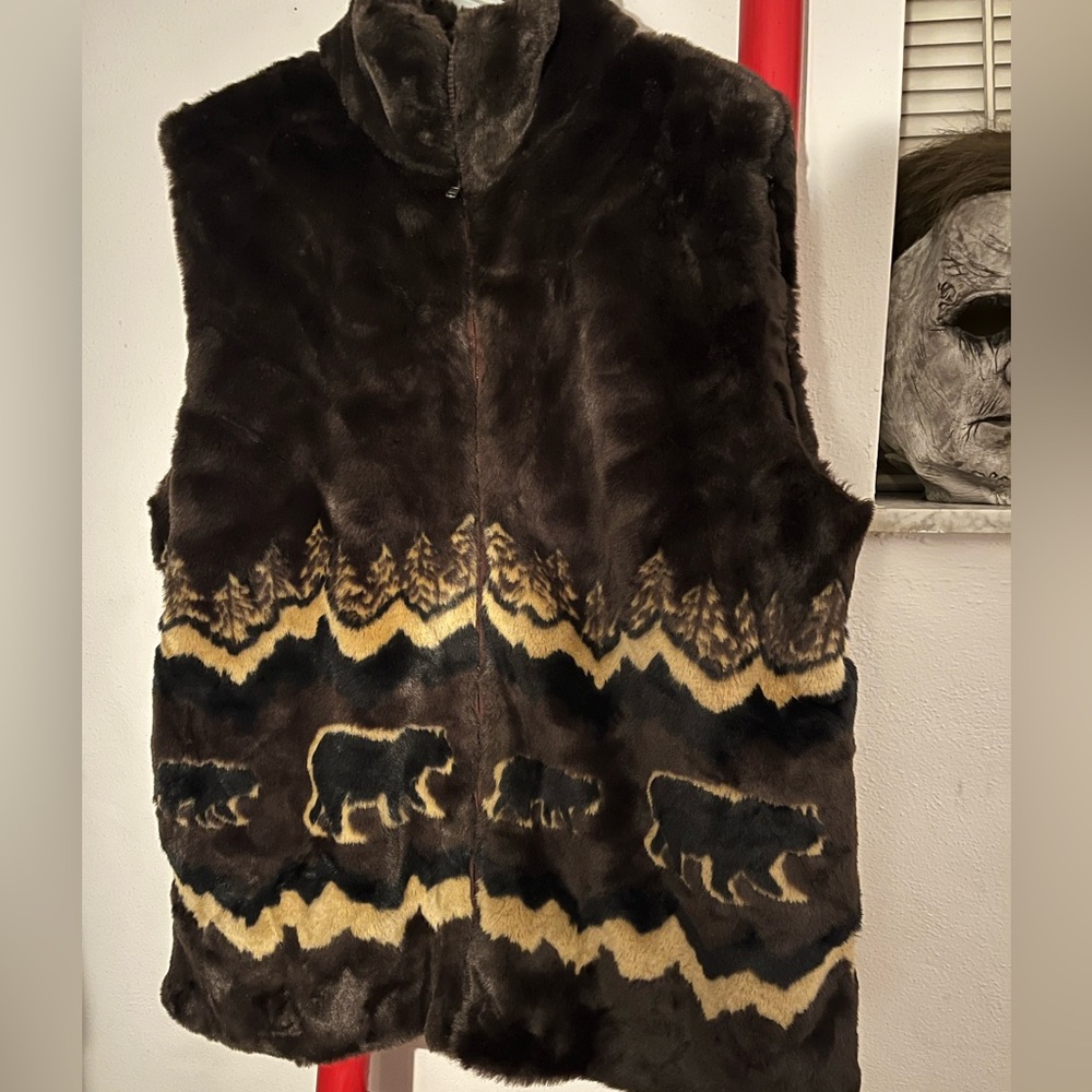 Women’s NORTHERN LIFESTYLES Bear Mountain Faux Fur Vest X Size : Large